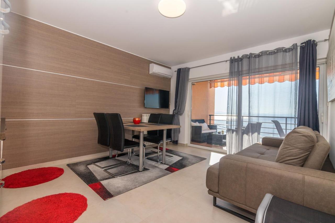 Apartments Villa Adore Ičići Esterno foto