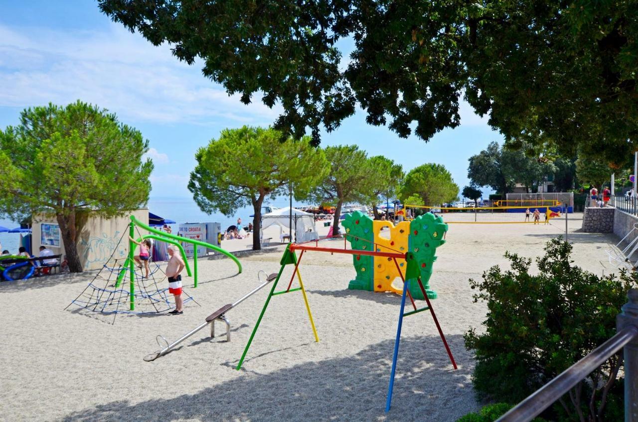 Apartments Villa Adore Ičići Esterno foto