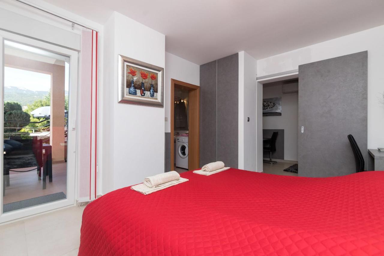 Apartments Villa Adore Ičići Esterno foto