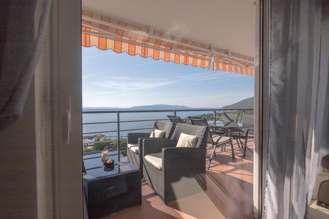 Apartments Villa Adore Ičići Esterno foto