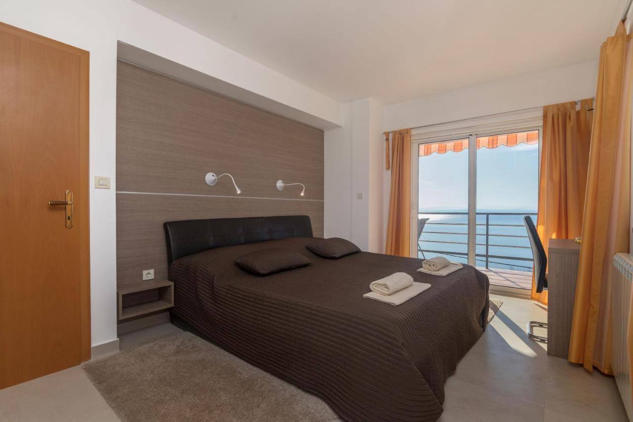Apartments Villa Adore Ičići Esterno foto