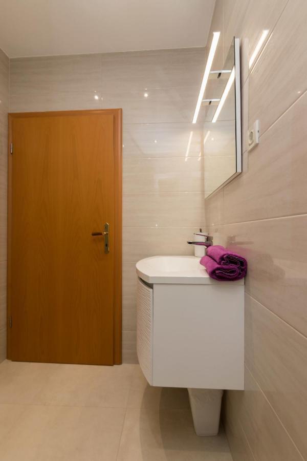 Apartments Villa Adore Ičići Esterno foto