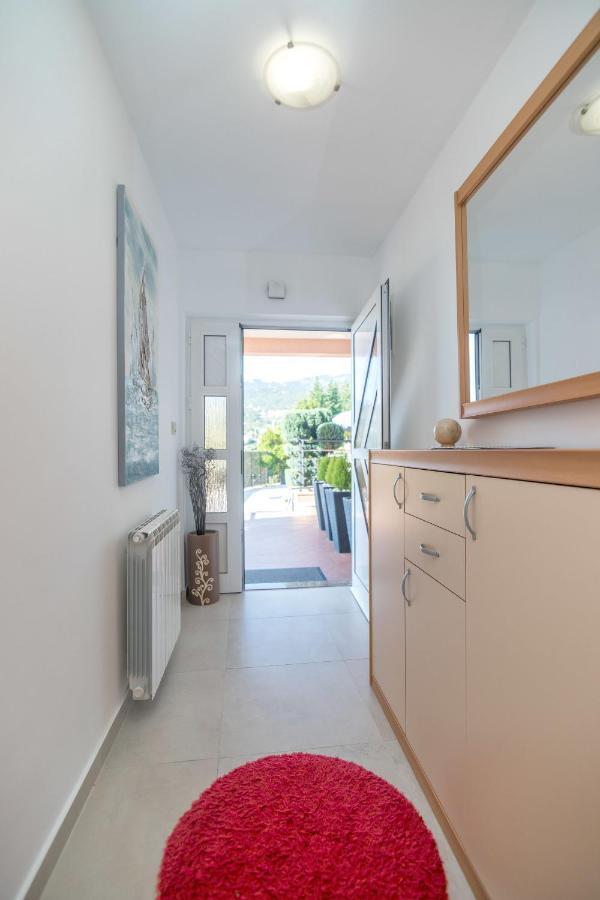 Apartments Villa Adore Ičići Esterno foto